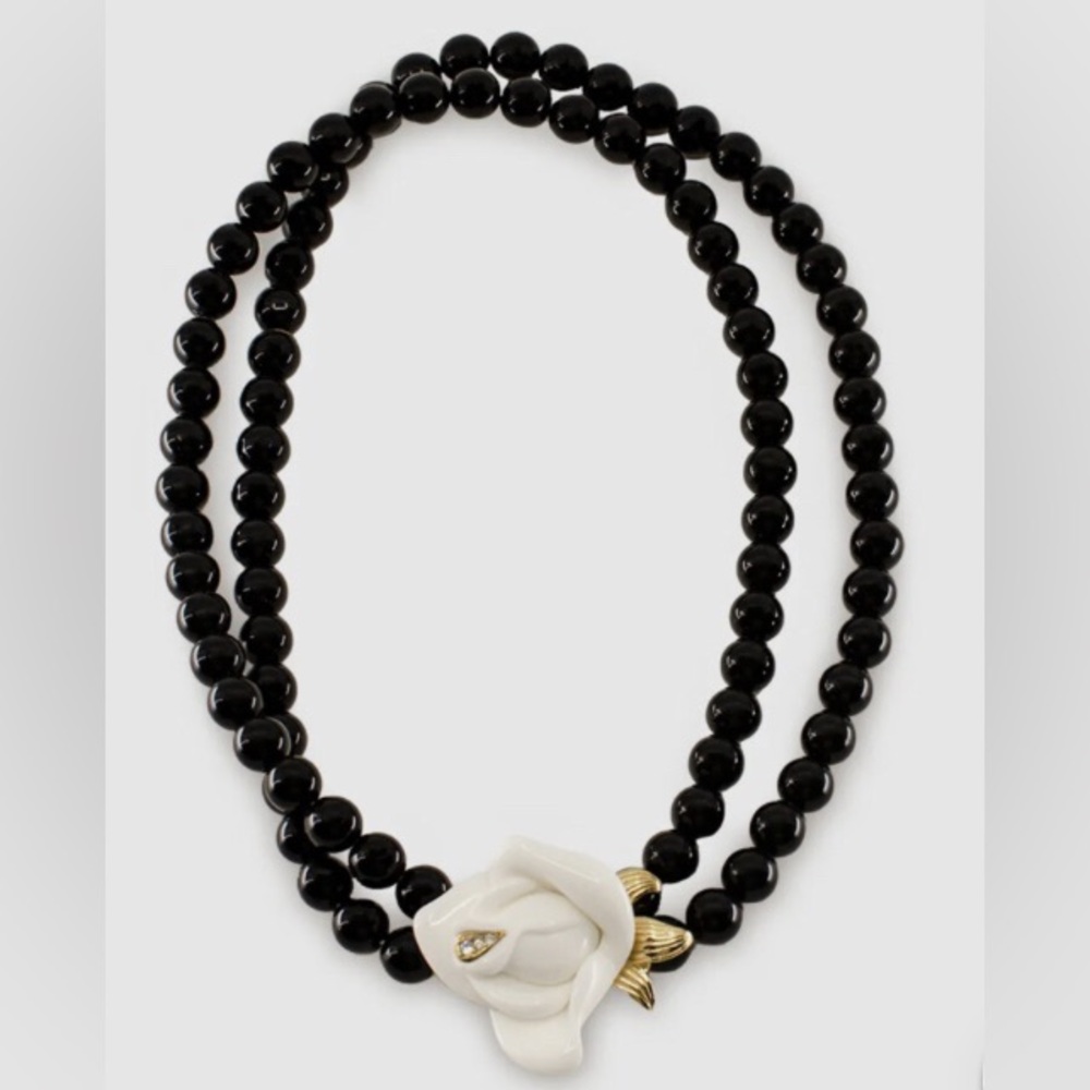 NEW 1980’s KJL for Avon Midnight Rose Necklace 19” Length Rose 1.25x1.25”